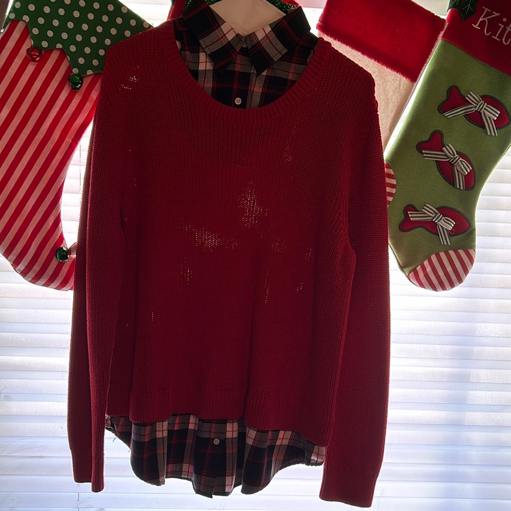 Ladies layered sweater
